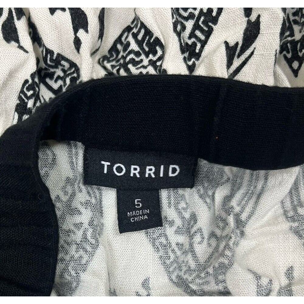 Torrid Midi Slub Button Front Sundress Geo White … - image 6